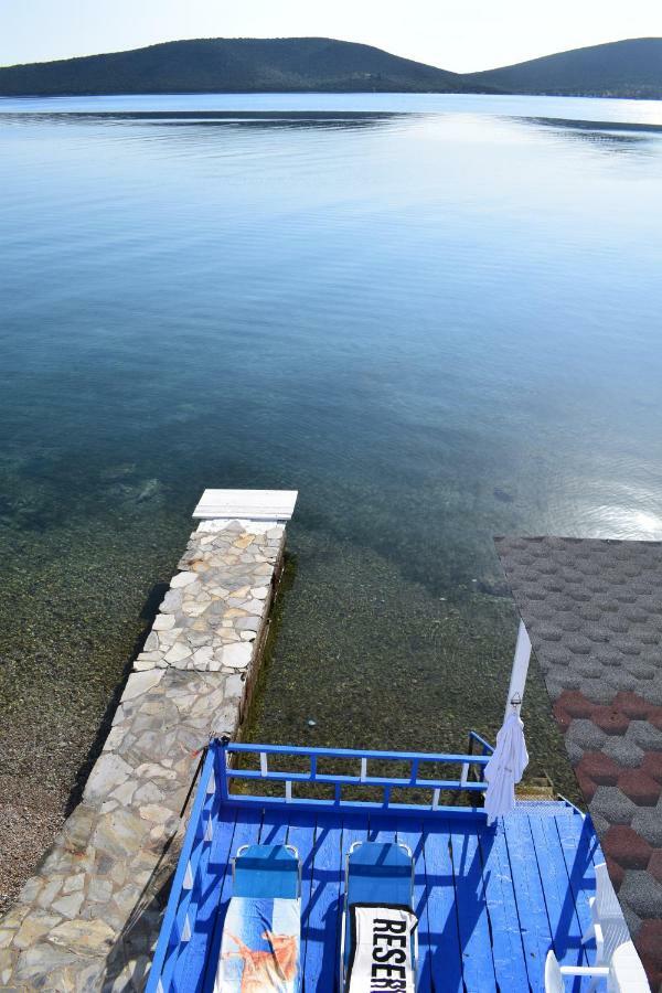 Dimitris Constantinou Villa Sourpi Екстериор снимка